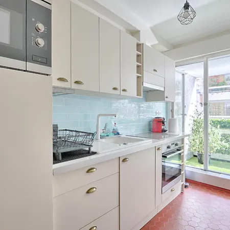 St Dominique -great Location - Eiffel Tower - Terrace * Paris